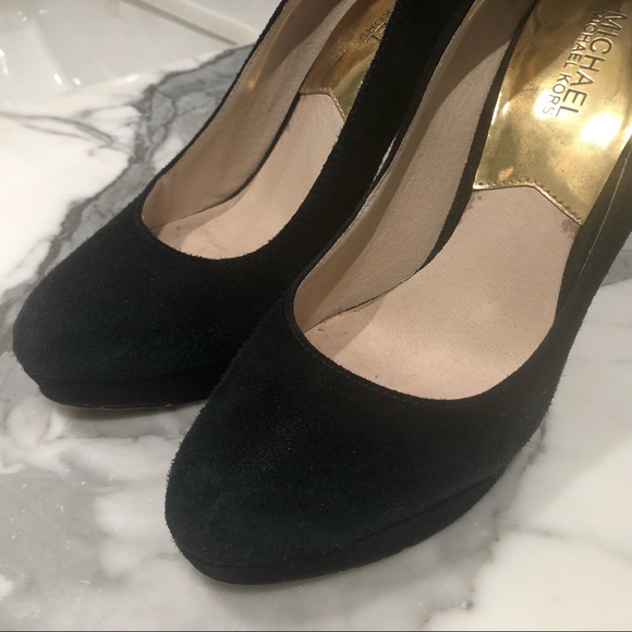 MICHAEL Michael Kors Black Suede High Heels - Picture 4 of 7